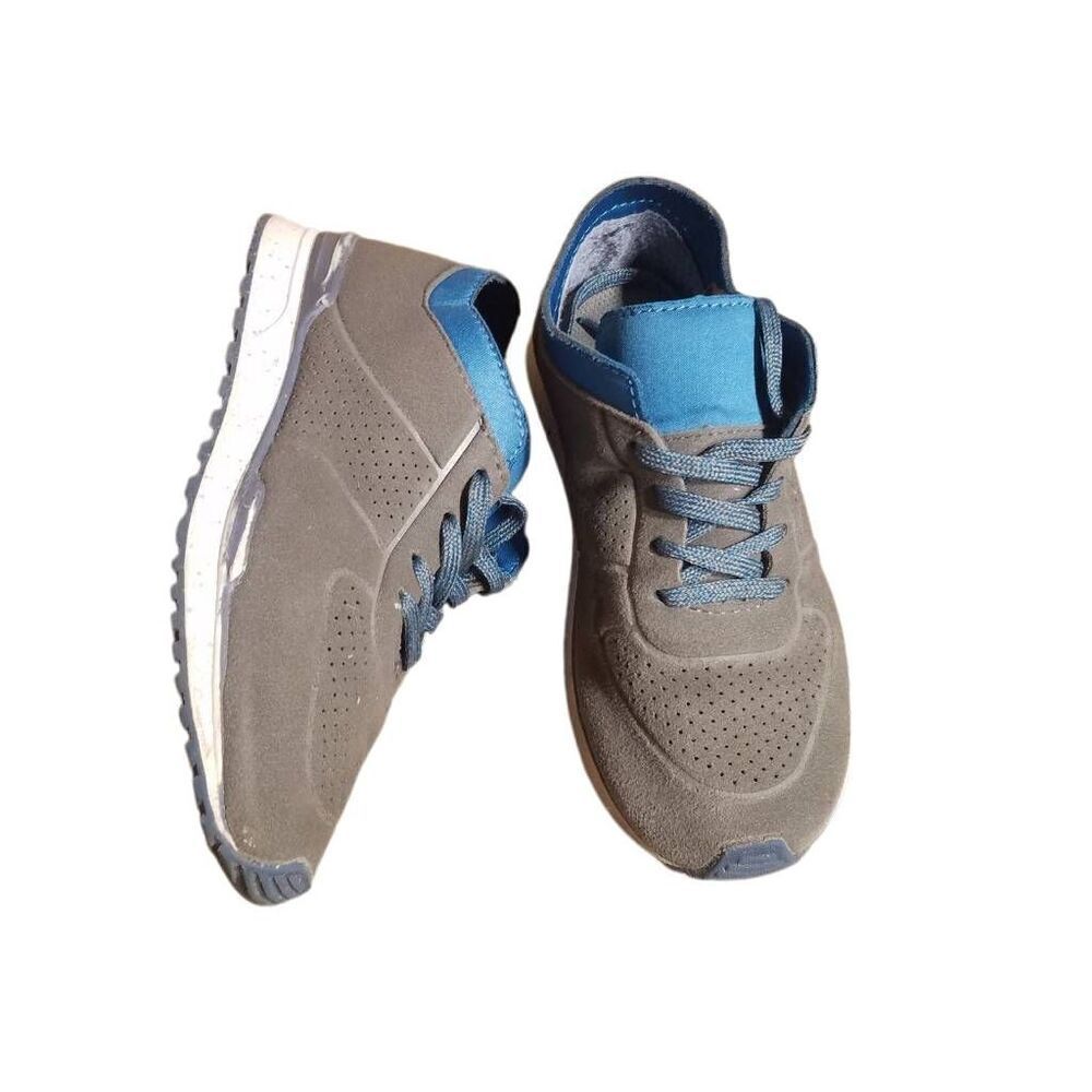 Cat & jack sneakers 12